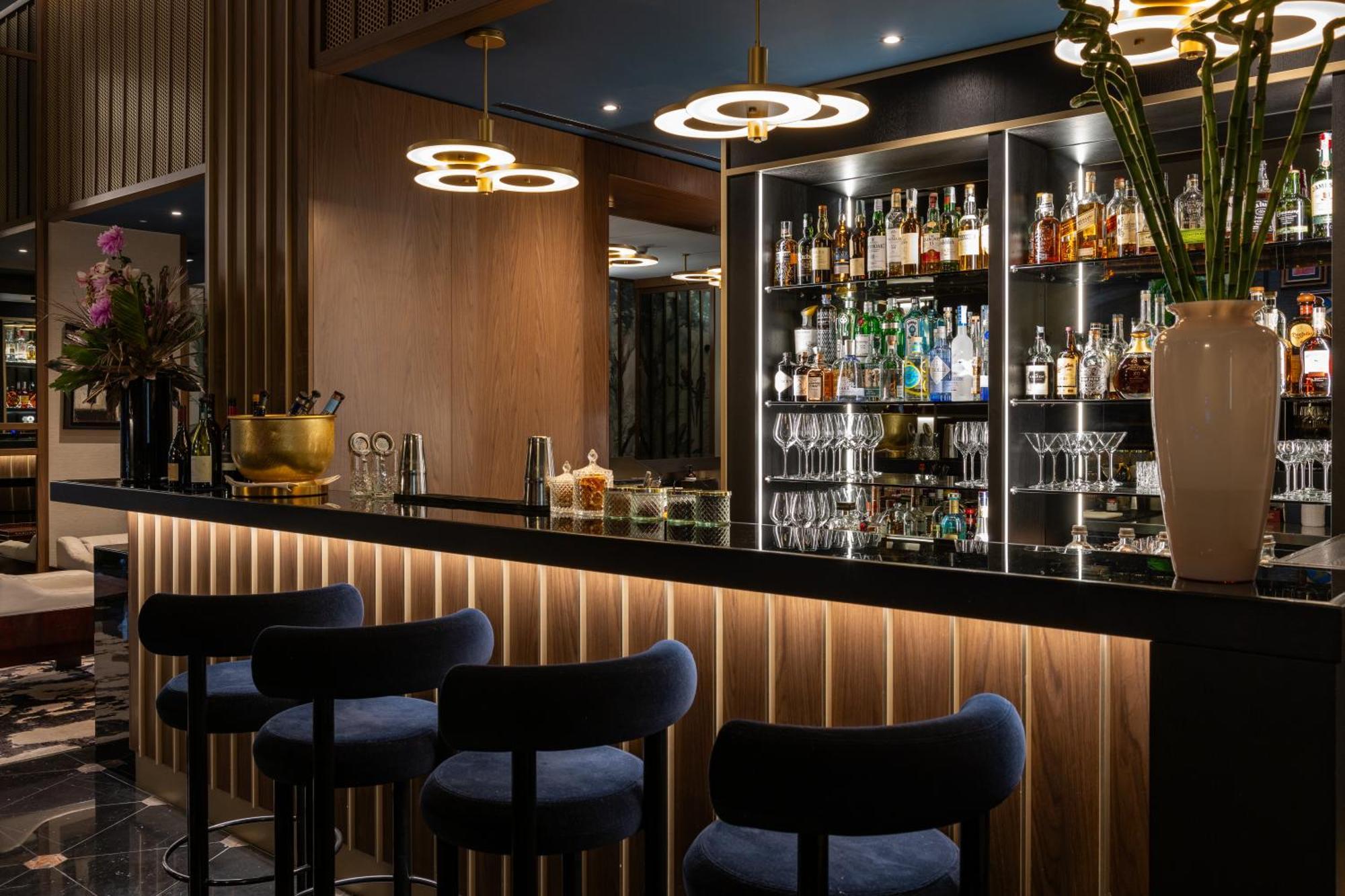 Hotel Umiltà 36 Roma Esterno foto The bar at the hotel