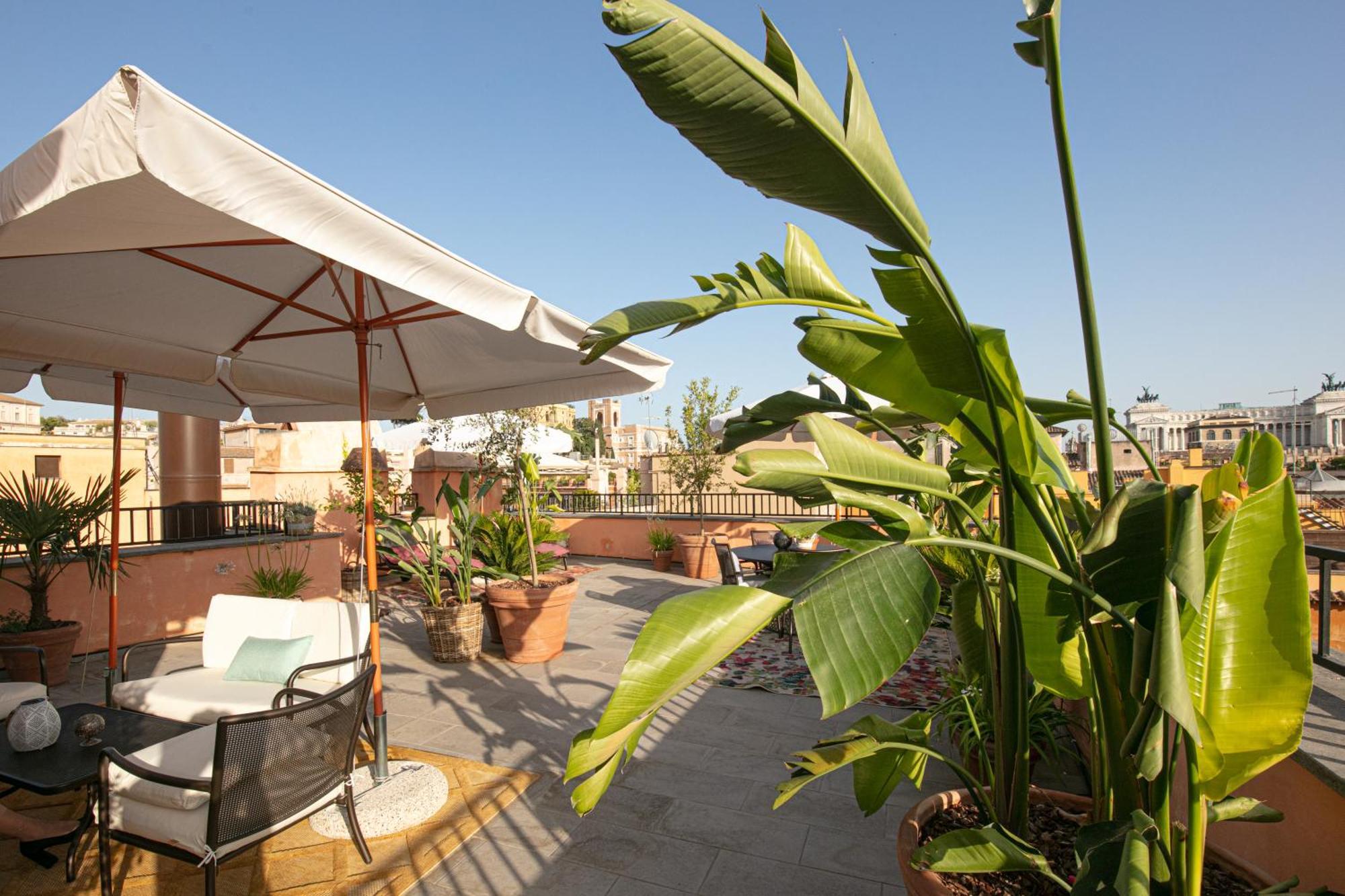 Hotel Umiltà 36 Roma Esterno foto Rooftop terrace